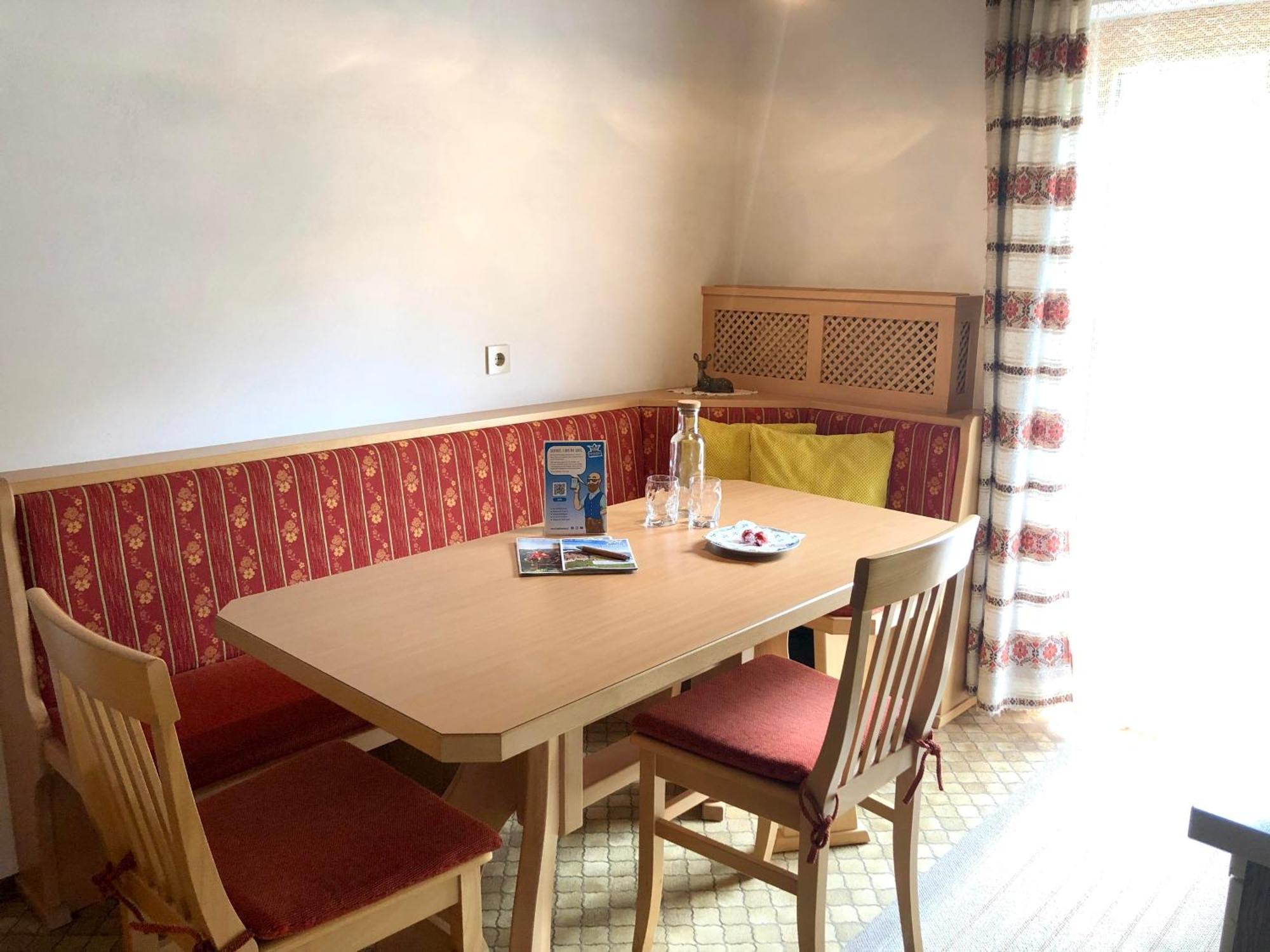 Stoecklhof Farm stay *